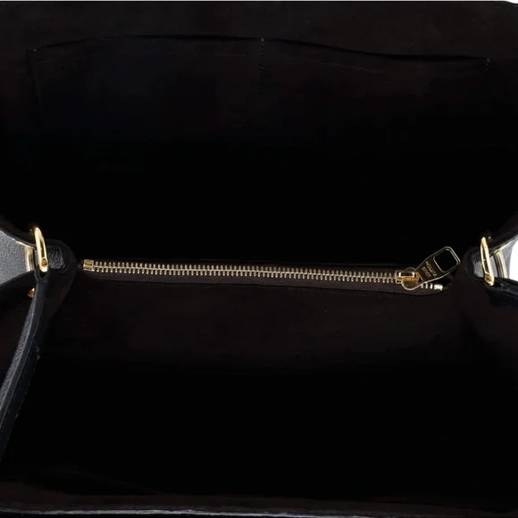 Louis Vuitton Black Leather Handbag - Picture 6 of 10